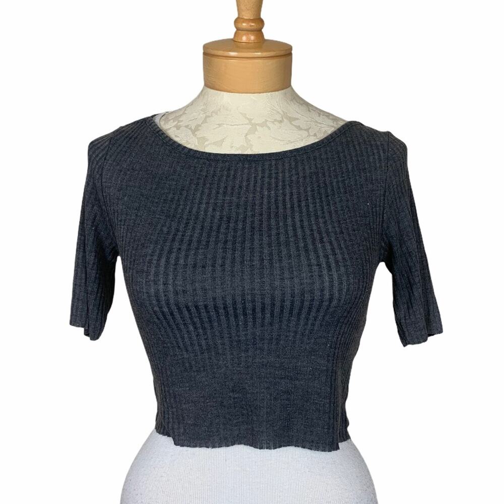 Topshop Ribbed Short Sleeve Cropped Top Gray 4